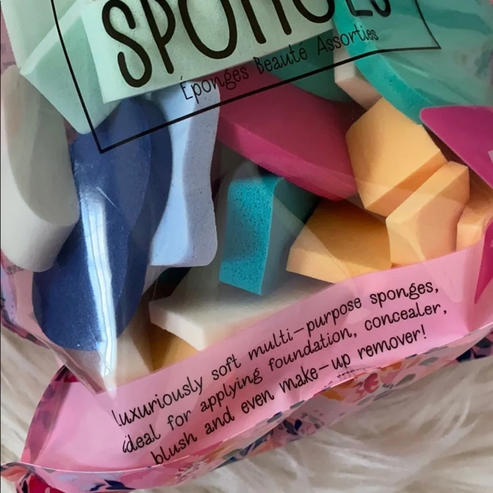 brand new assorted cosmetic sponges